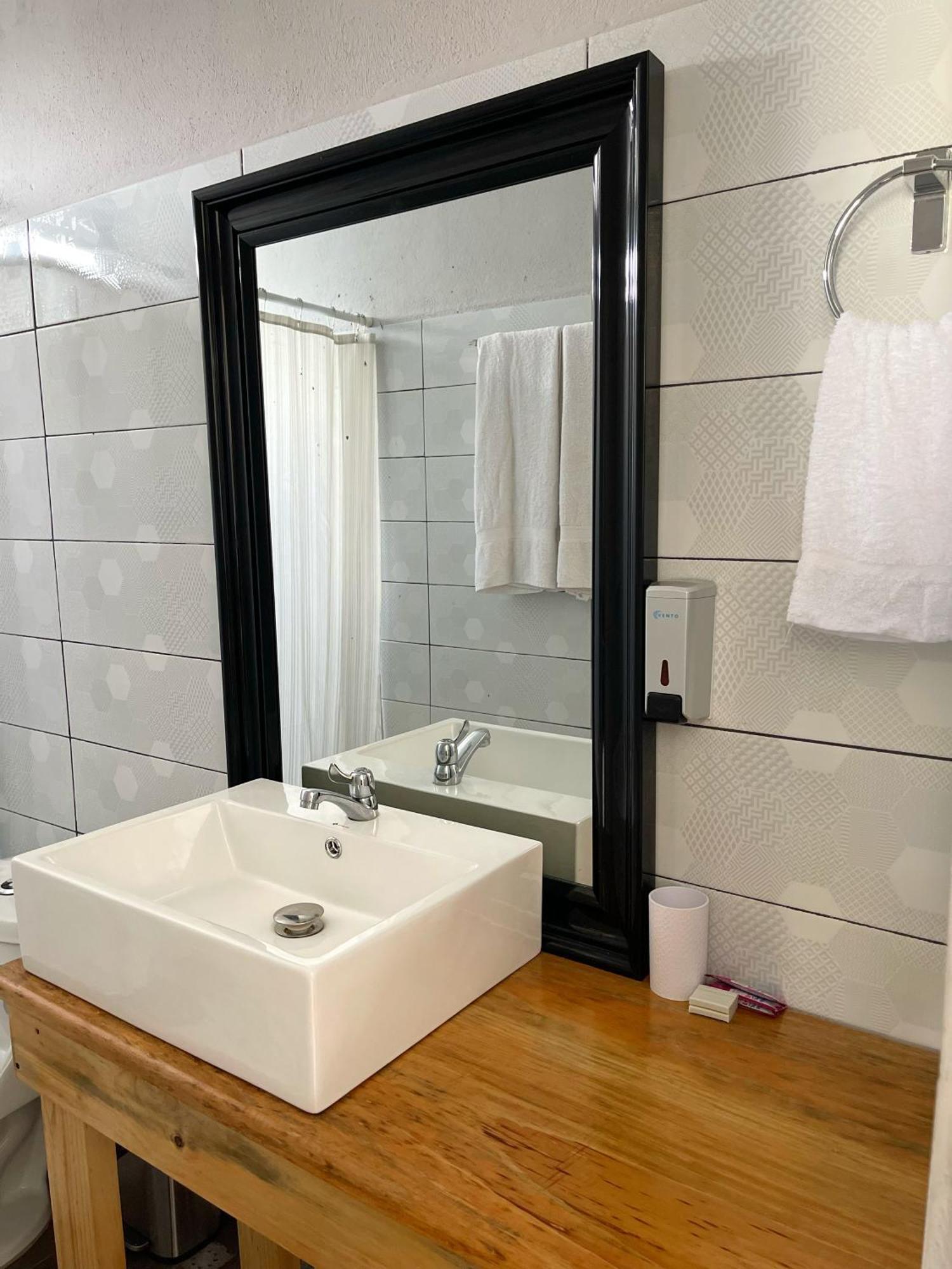 Habitacion Privada Lamat I San Pedro La Laguna Exteriör bild